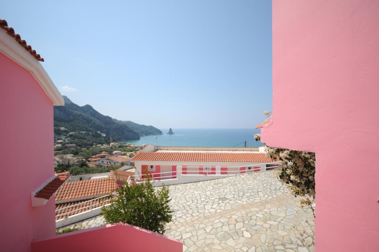 Pink Palace Beach Resort Agios Gordios  Exterior photo